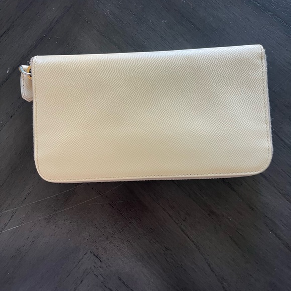 Prada Saffiano Wallet - Picture 3 of 6